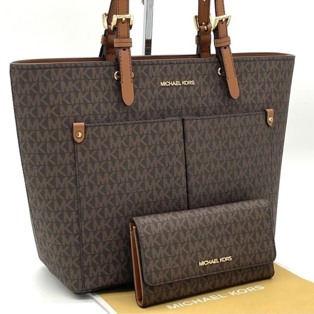 Michael Kors Double Packet Tote Bag & Large
Trifold Wallet Brown/Gold